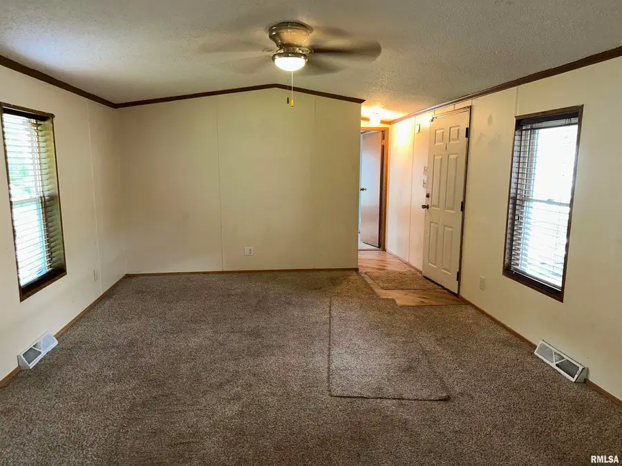 300 Forrest Avenue #25, Springfield, IL 62792 - #3