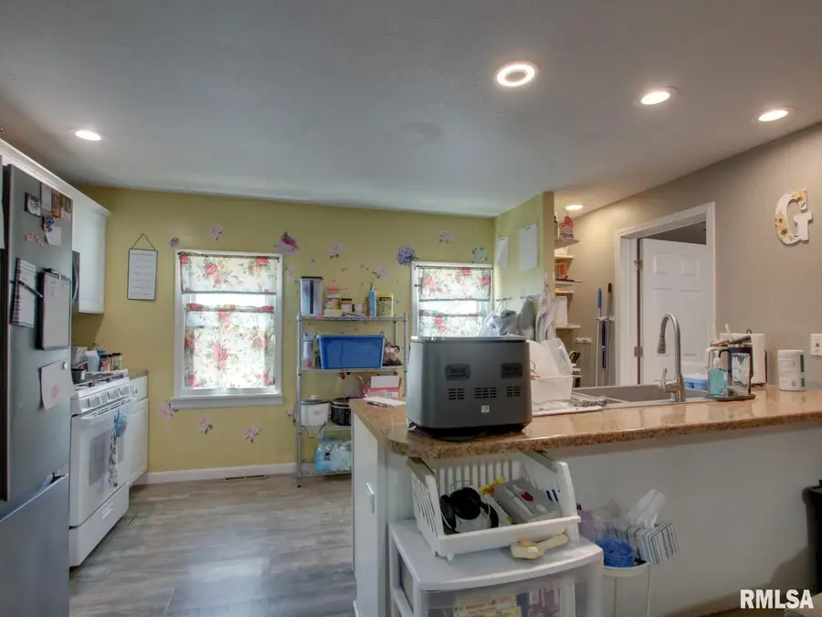 1723 N 17th Street, Quincy, IL 62301 - #3