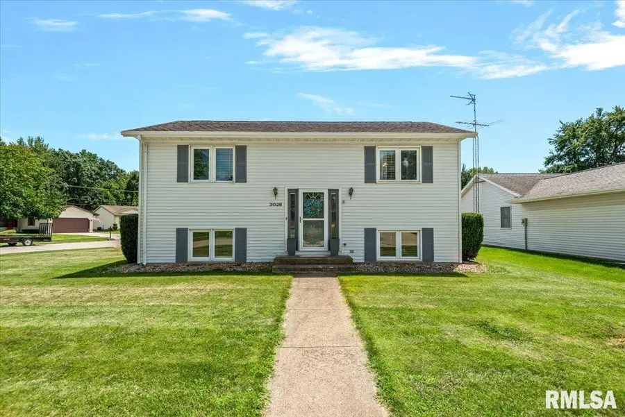 3028 Sutherland Road, Springfield, IL 62702 - #2
