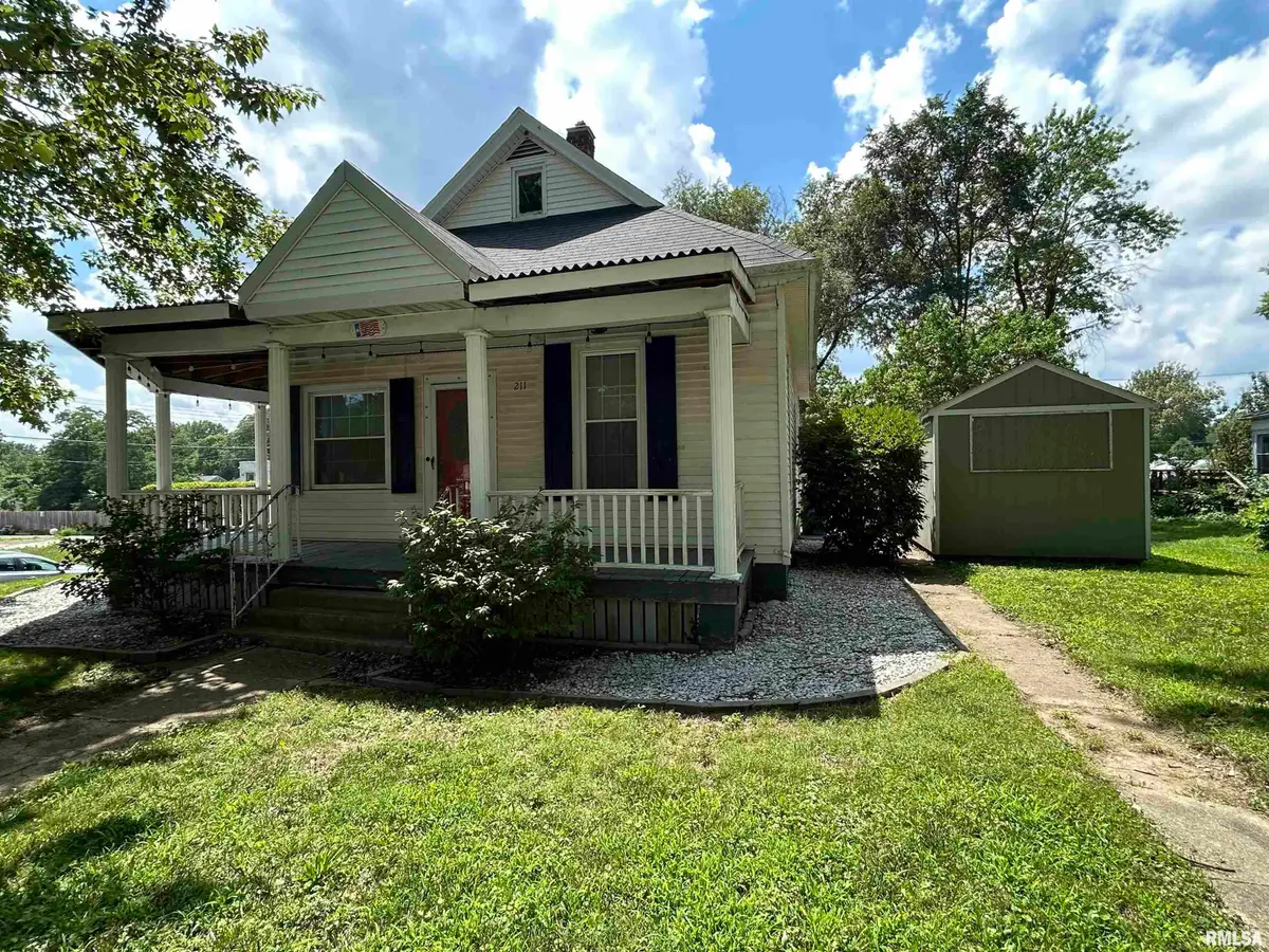 211 S Main Street, Athens, IL 62613 - #1