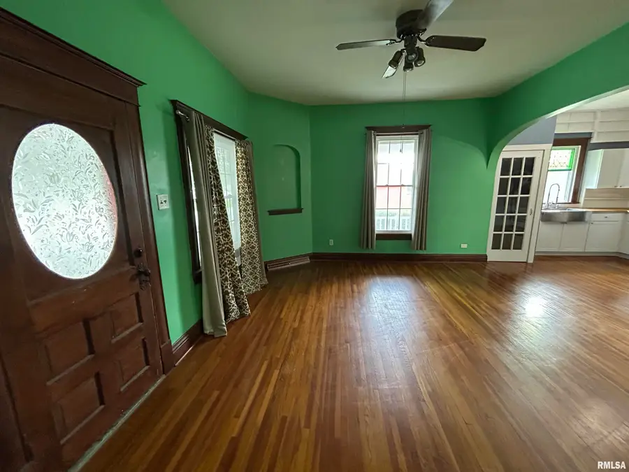 211 S Main Street, Athens, IL 62613 - #2