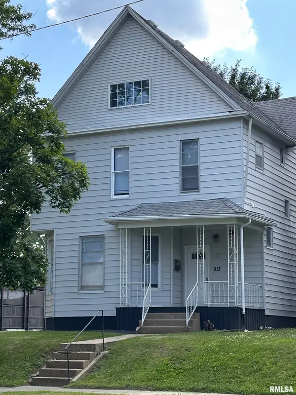 913 S 8th Street, Springfield, IL 62703