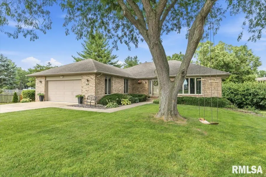 2601 Meadow Pointe Drive, Springfield, IL 62702 - #3