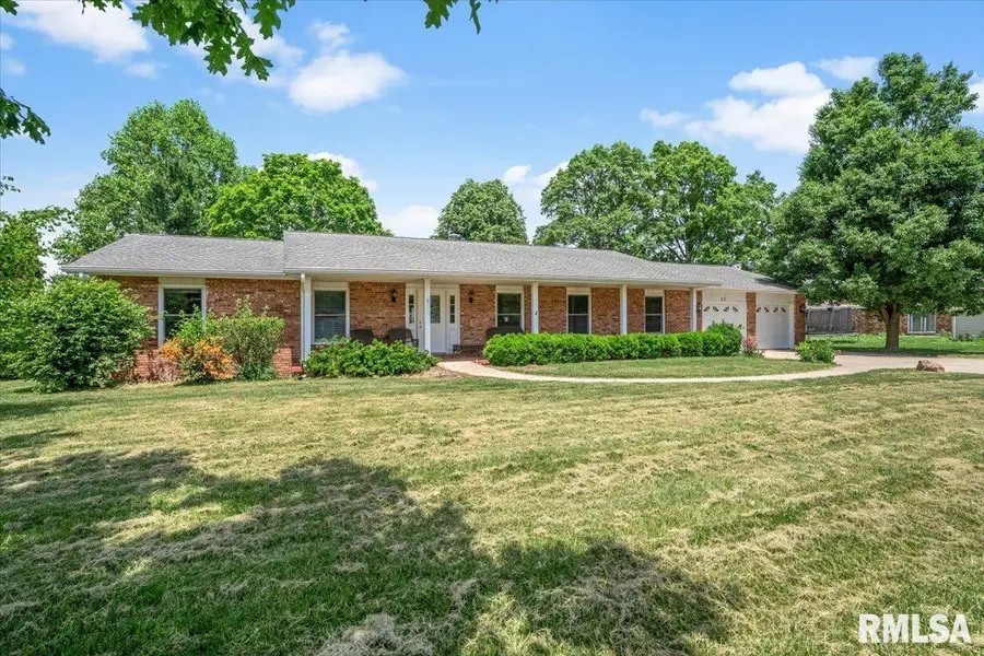 23 Crater Lake Drive, Springfield, IL 62712 - #3