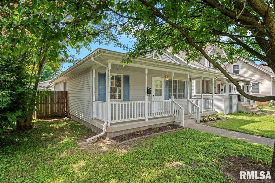 1823 S 5th Street, Springfield, IL 62703 - #2