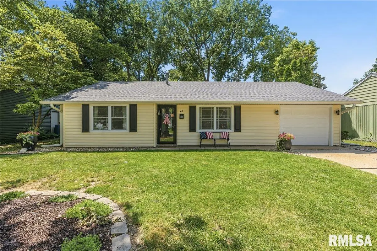 47 Nottingham Drive, Chatham, IL 62629 - #1
