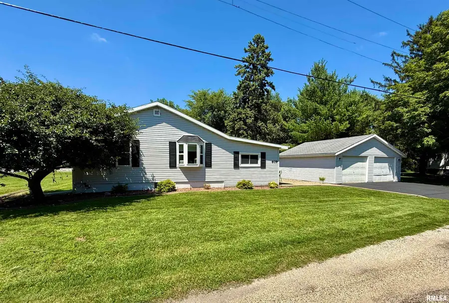 609 Glenway Avenue, Knoxville, IL 61448 - #3