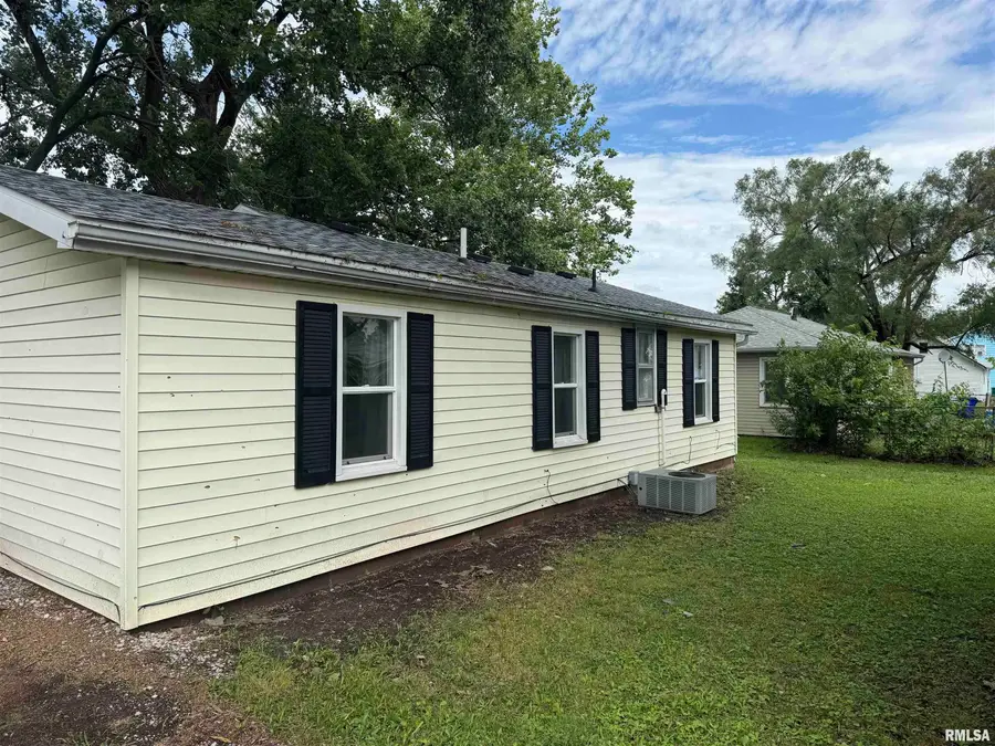 3534 N Charles Street, Decatur, IL 62526-2974 - #3