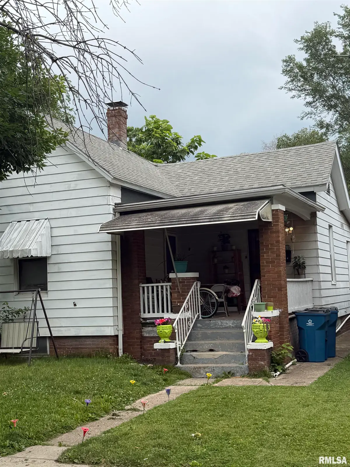 1707 E Moffat Avenue, Springfield, IL 62702 - #1