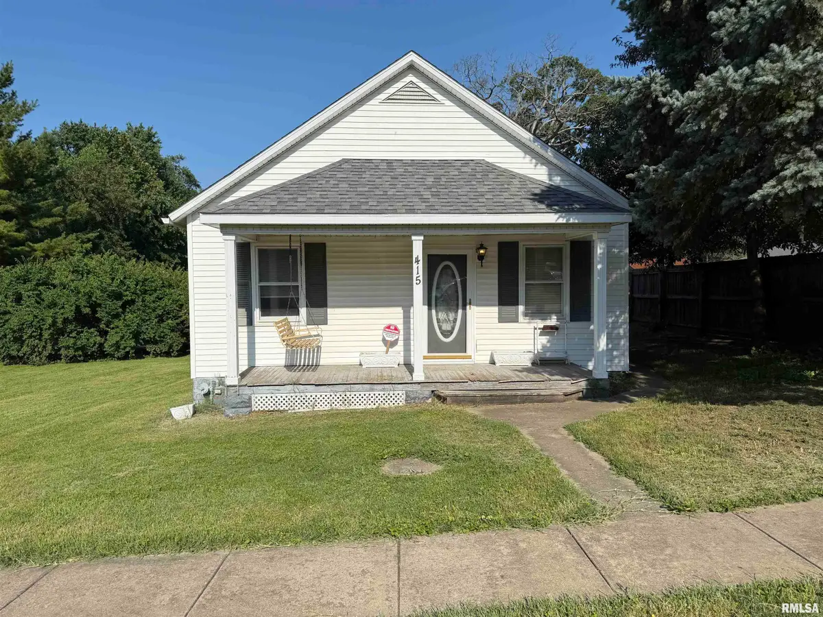 415 N Cleveland Avenue, Thayer, IL 62689 - #1