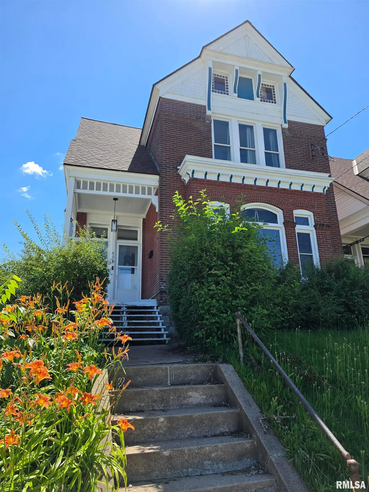 434 N 5th Street, Quincy, IL 62301 - #1