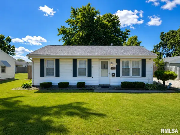 1942 Mcmasters Avenue, Galesburg, IL 61401