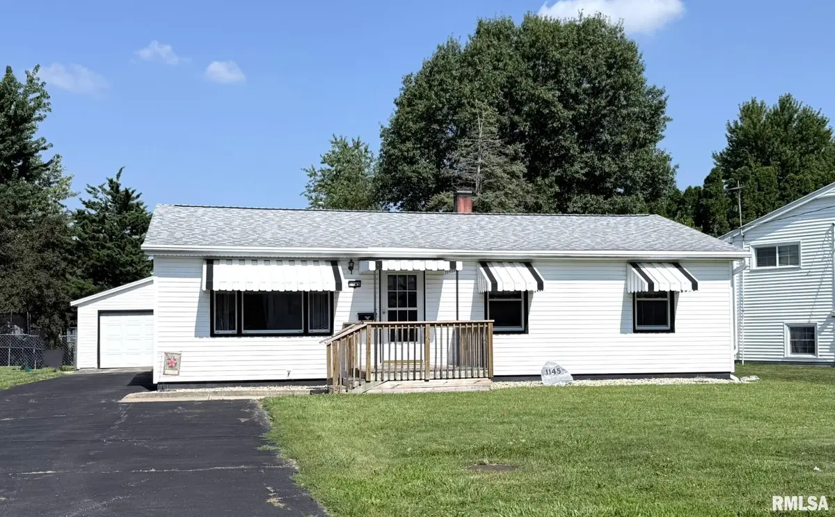 1145 Bridge Avenue, Galesburg, IL 61401 - #1