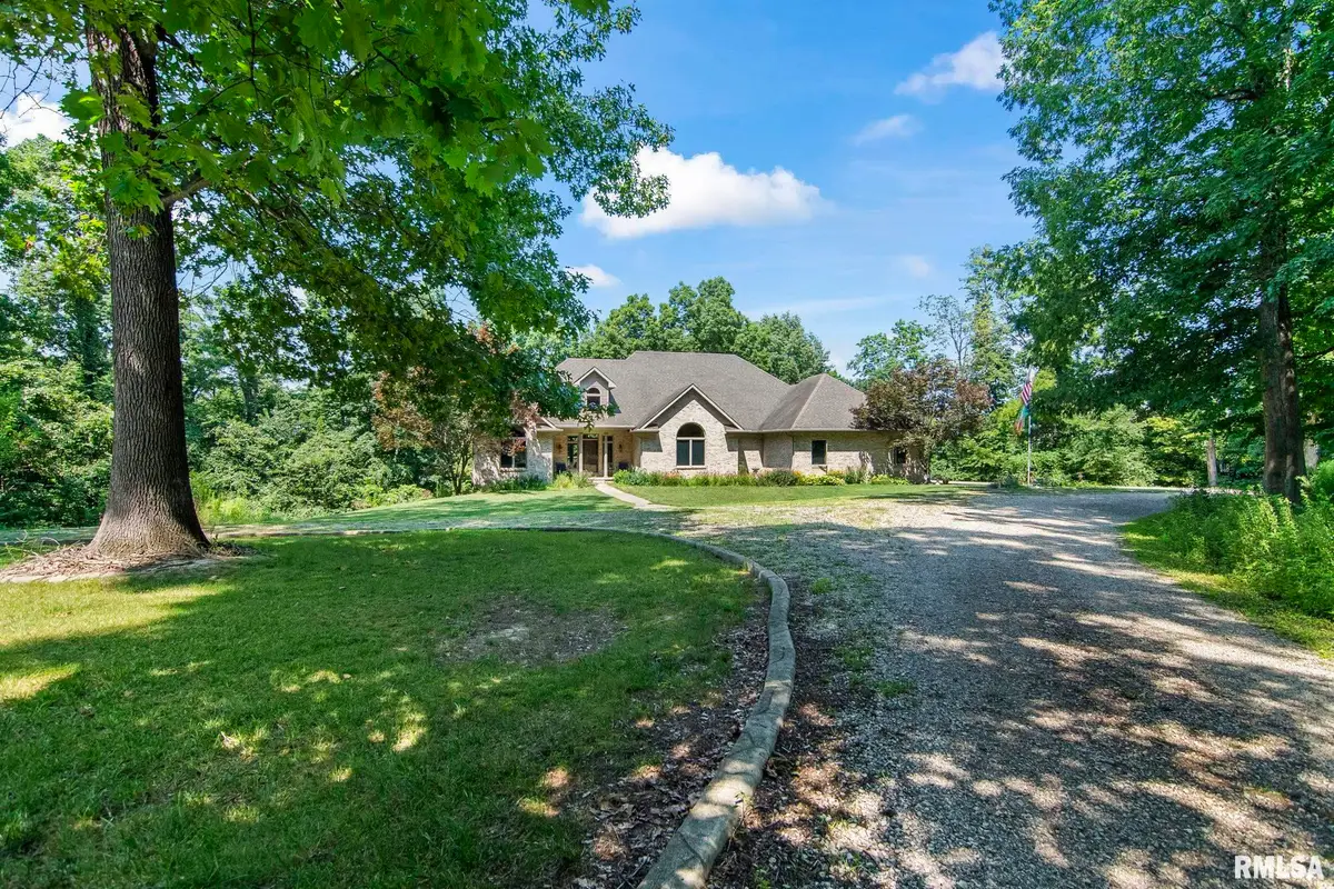 5640 Irwin Bridge Road, Pleasant Plains, IL 62670 - #1