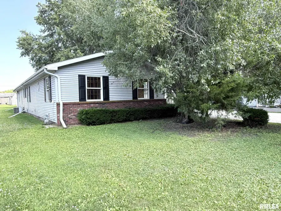 1341 Moshier Avenue, Galesburg, IL 61401 - #3