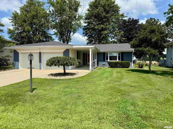 1949 W Losey Street, Galesburg, IL 61401