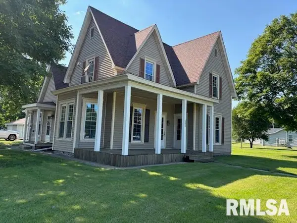 384 S Main Street, Palmyra, IL 62674