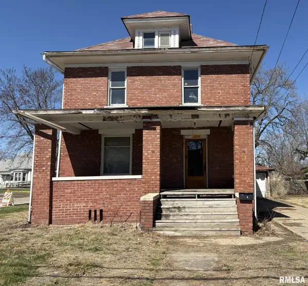 905 E South Street, Galesburg, IL 61401