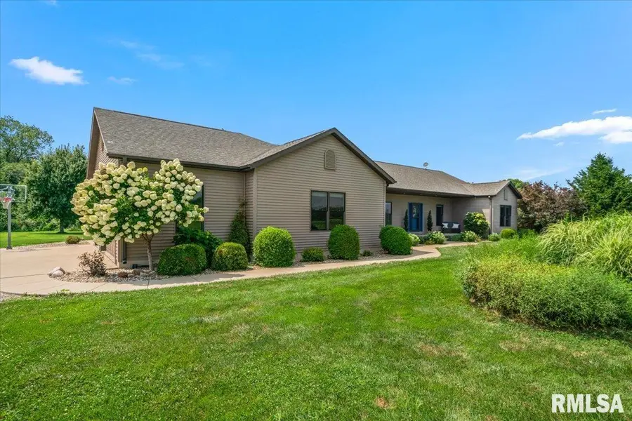 8515 Cardinal Hill Drive, Rochester, IL 62563 - #3