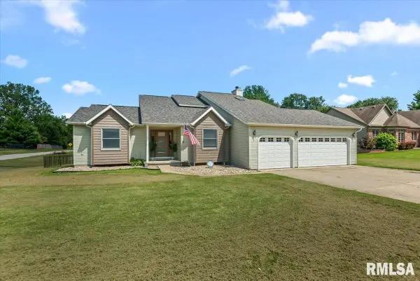 680 Stardust Drive, Sherman, IL 62684