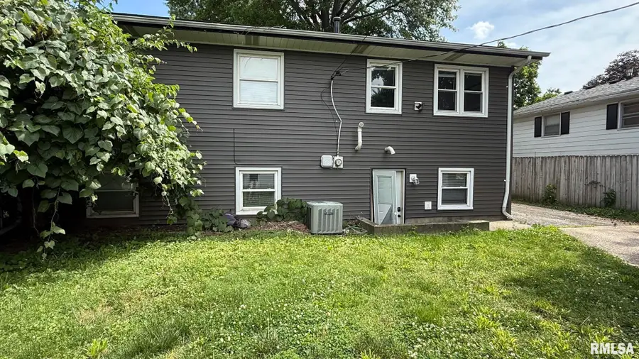 63 Villanova Drive, Springfield, IL 62703 - #2