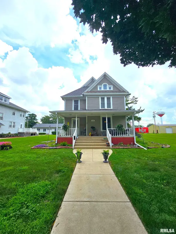 105 N Galena Avenue, Wyoming, IL 61491