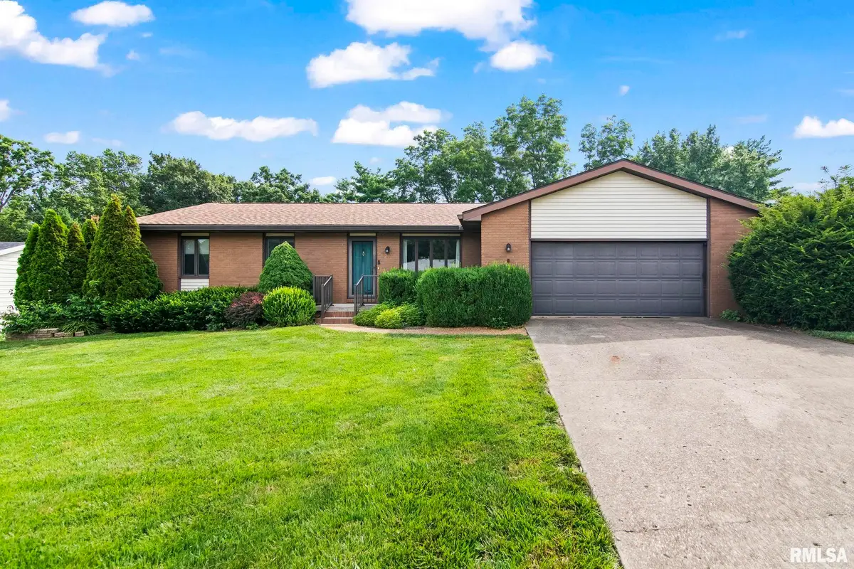 22 Meander Pike Street, Chatham, IL 62629 - #1