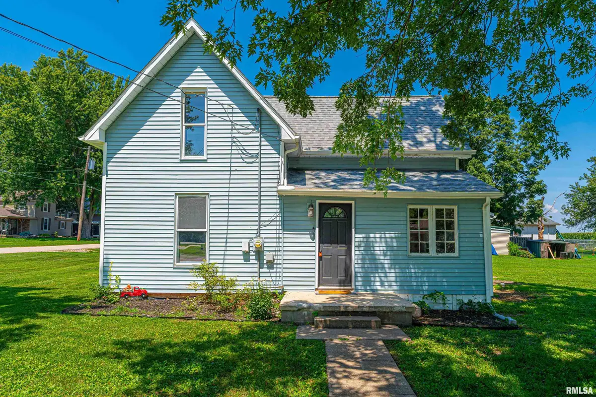 401 E Tazewell Street, Tremont, IL 61568 - #1