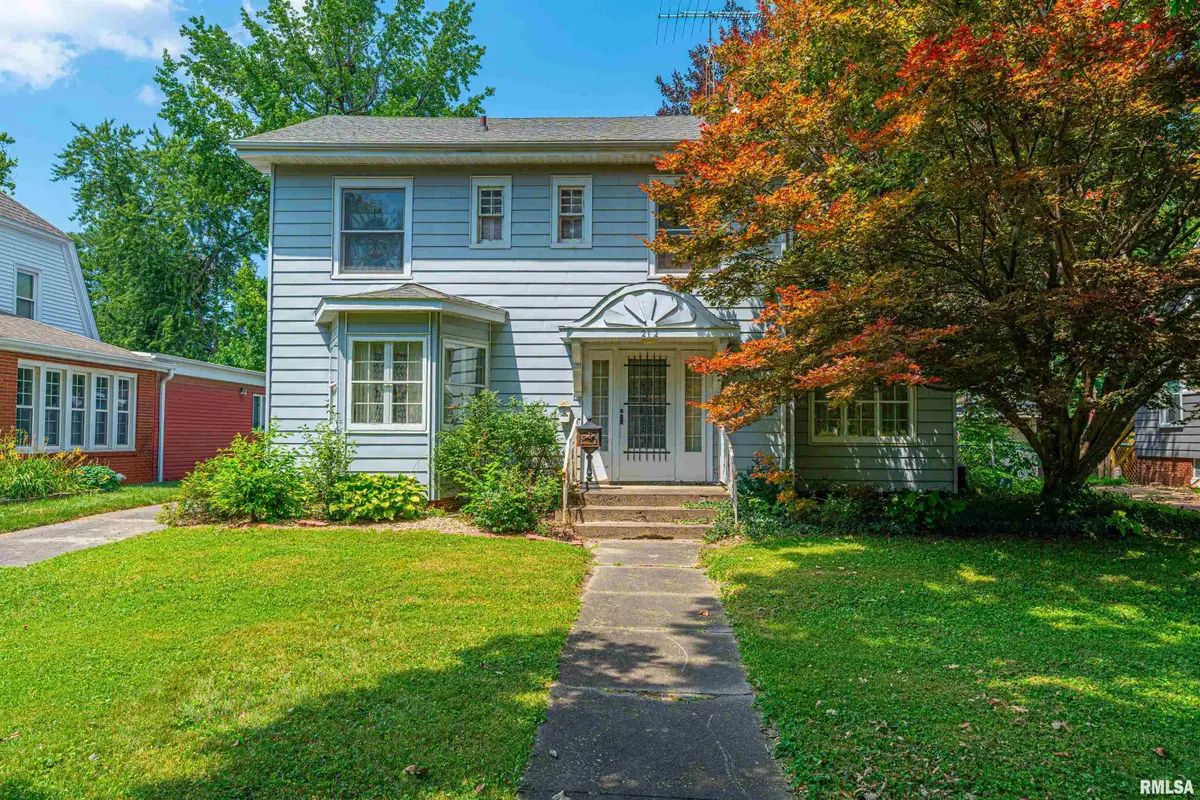 212 Park Place, Lincoln, IL 62656 - #1