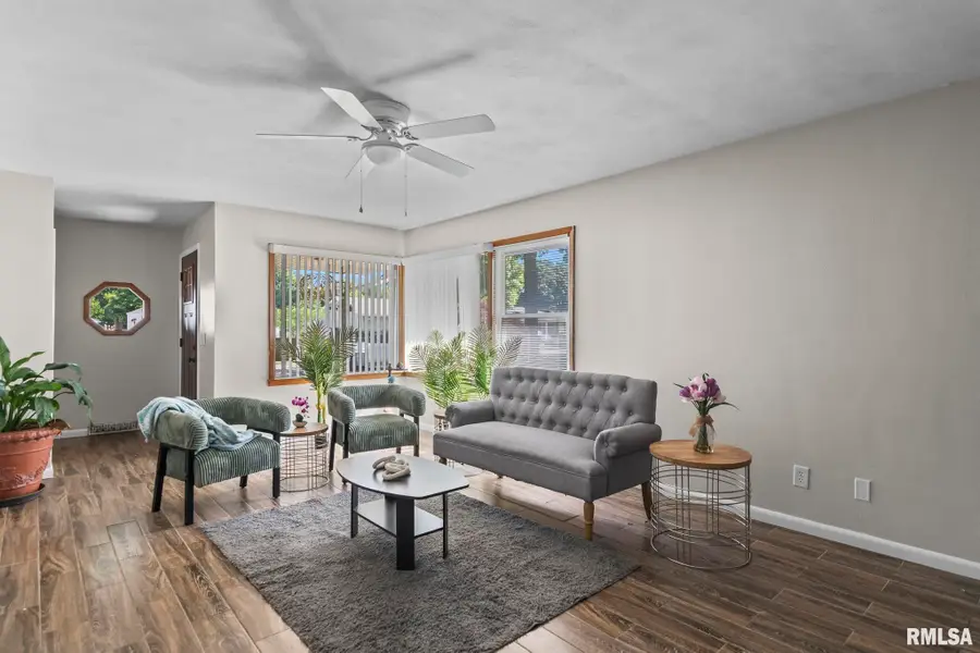 1526 Jerome Avenue, Springfield, IL 62704 - #2