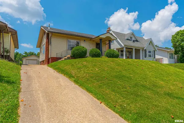 2341 S 5th Street, Springfield, IL 62703