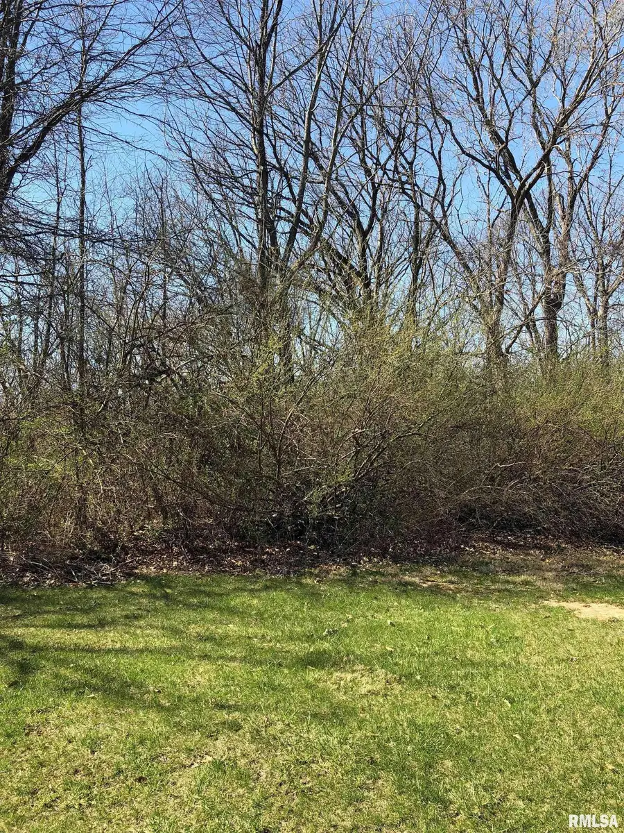 3908 Vanderbilt Circle, Springfield, IL 62711 - #2