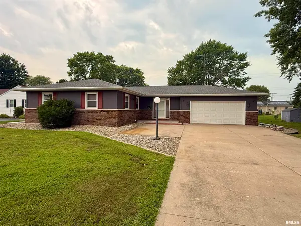 2710 Montague Drive, Galesburg, IL 61401