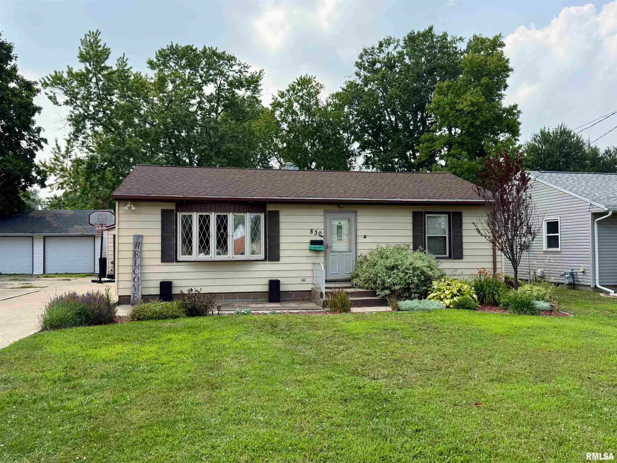 830 Olive Street, Galesburg, IL 61401 - #1