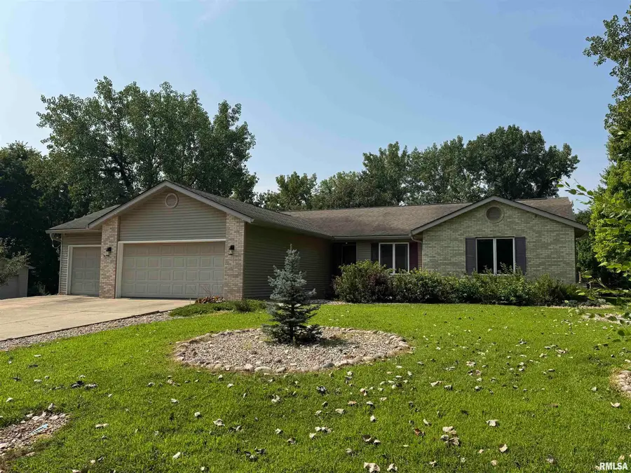 8050 Little Eagle Drive, Springfield, IL 62712 - #2