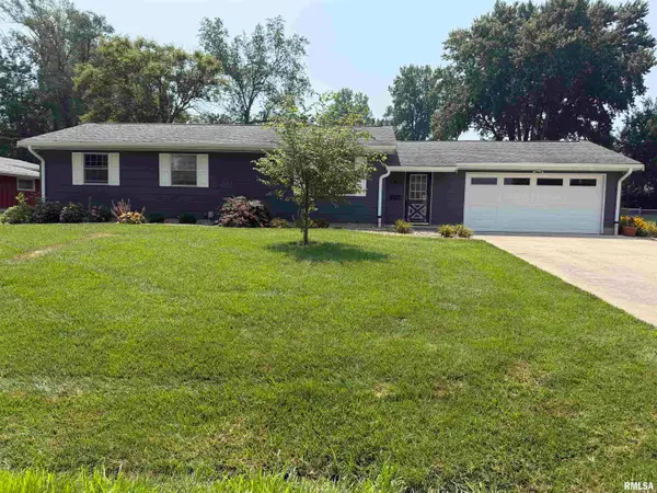 1915 Plum Street, Jacksonville, IL 62650