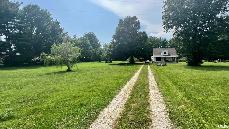 9091 Johns Creek Road, Loami, IL 62661 - #2