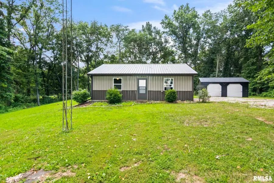 1195 Il Route 48 Route, Taylorville, IL 62568 - #2