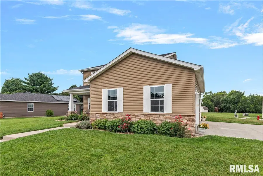 509 Wintergreen Drive, Chatham, IL 62629 - #3