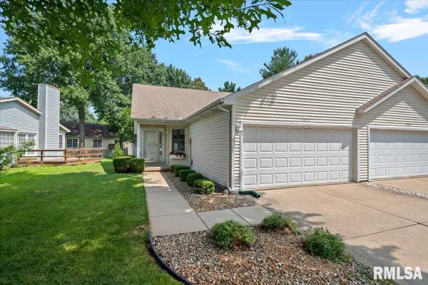 3211 Ashley Lane, Springfield, IL 62707