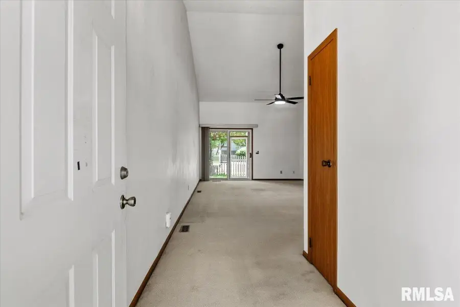 3211 Ashley Lane, Springfield, IL 62707 - #3