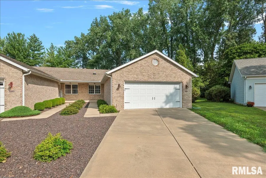 5201 Deerwood Lake, Springfield, IL 62703 - #2