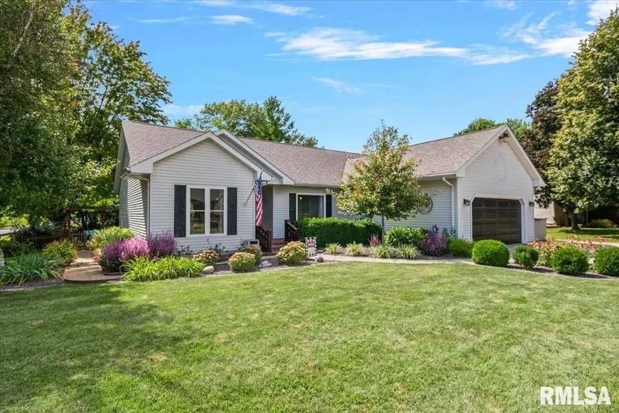 2 Hillcrest Court, Taylorville, IL 62568 - #2