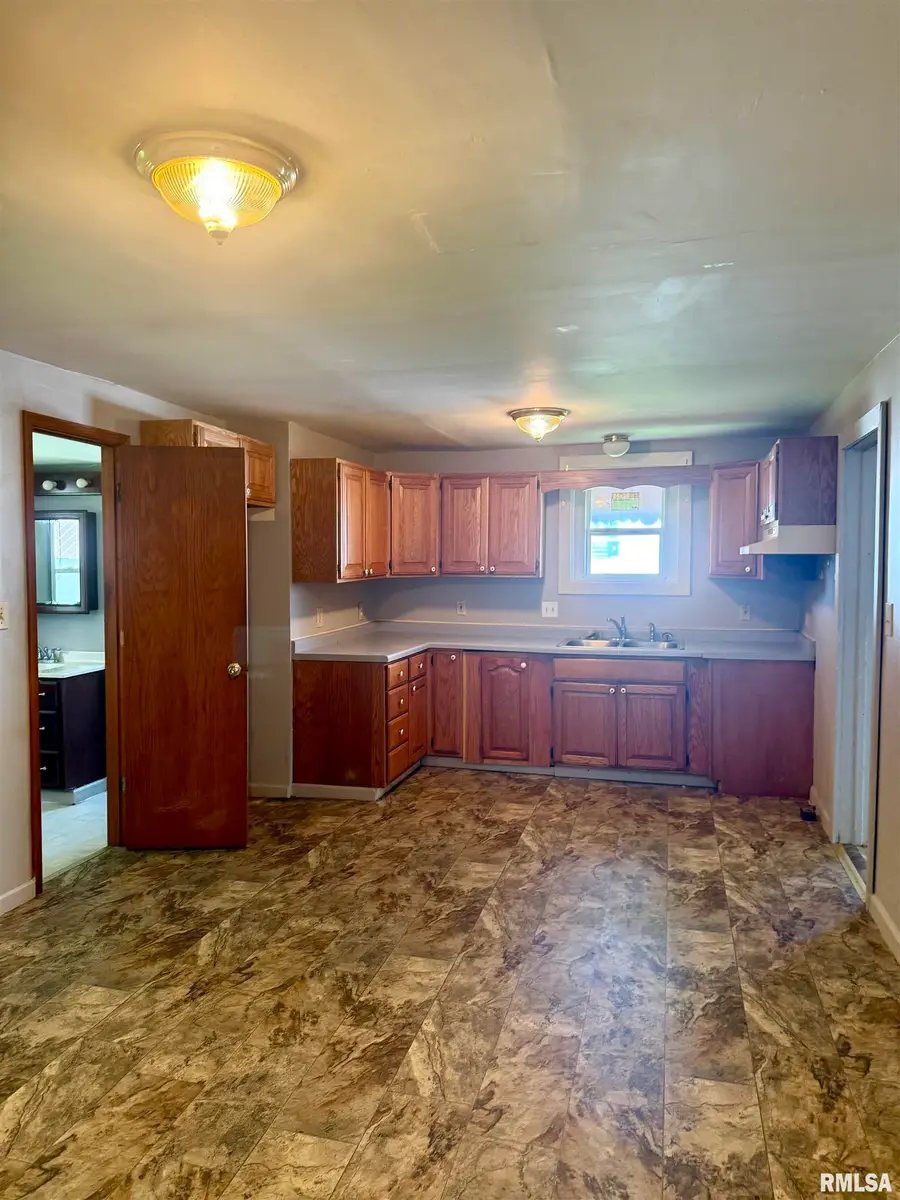 112 Smith Street, Ursa, IL 62376 - #2