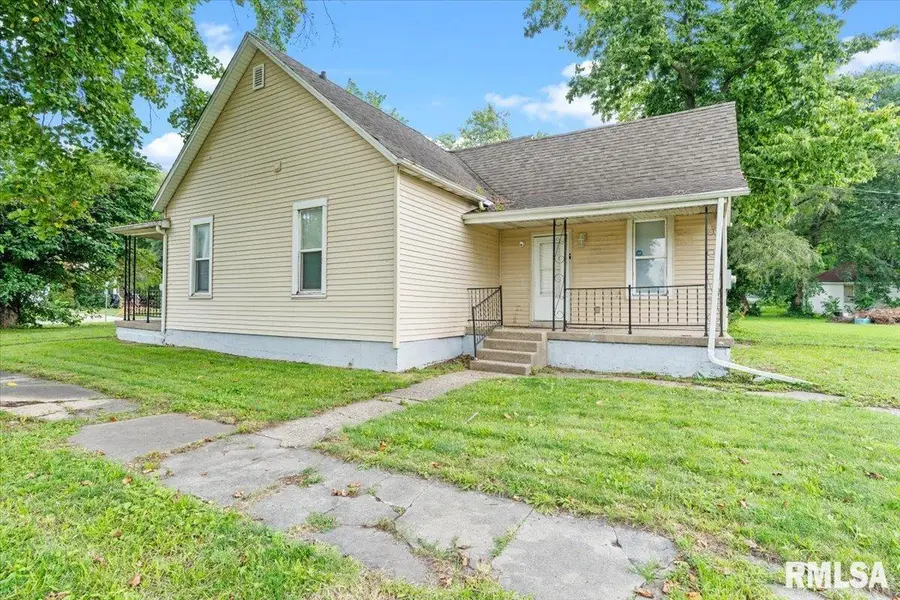 1920 S 7th Street, Springfield, IL 62703 - #2