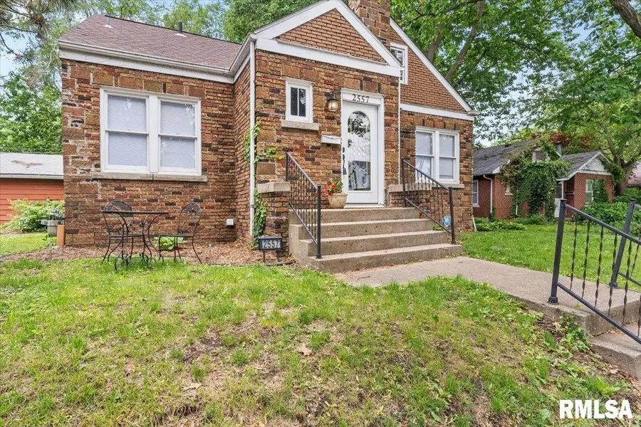 2557 S 6th Street, Springfield, IL 62703-0000 - #3