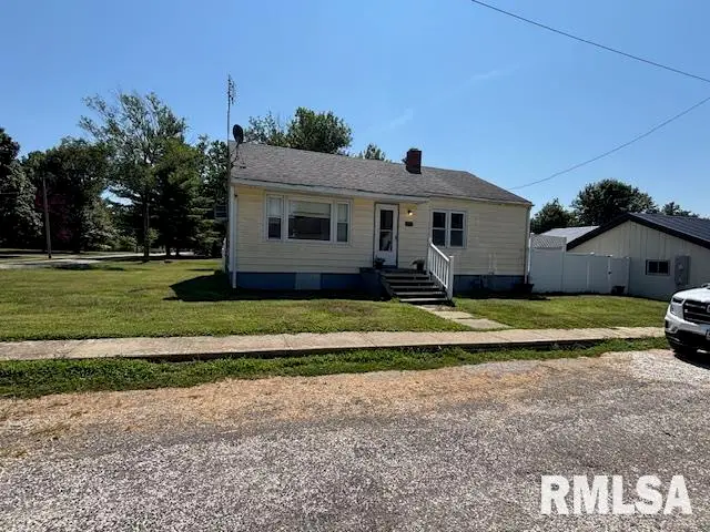 487 W Lewis Street, Palmyra, IL 62674 - #2