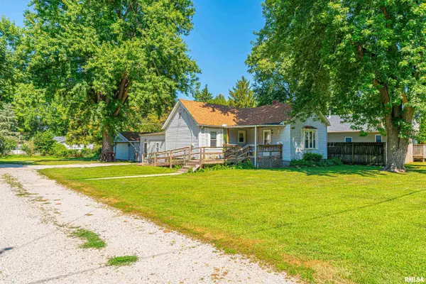 701 Palmer Avenue, Lincoln, IL 62656