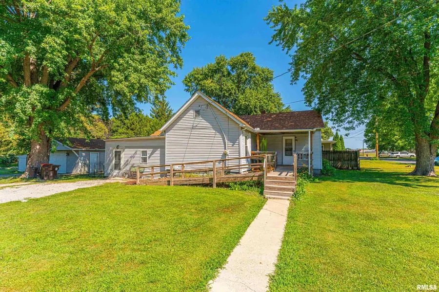 701 Palmer Avenue, Lincoln, IL 62656 - #3