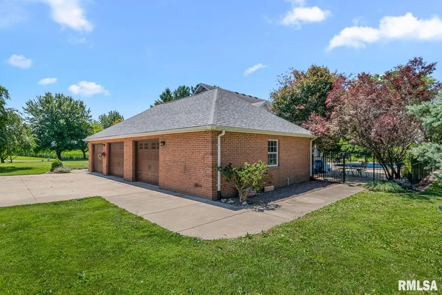 103 Morningstar Lane, Jacksonville, IL 62650 - #3